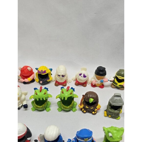 Moose Mighty Beanz 55 PC Lot Bodz, 29 Beanz Collectible Rare Vintage Some Flaws - Picture 11 of 16